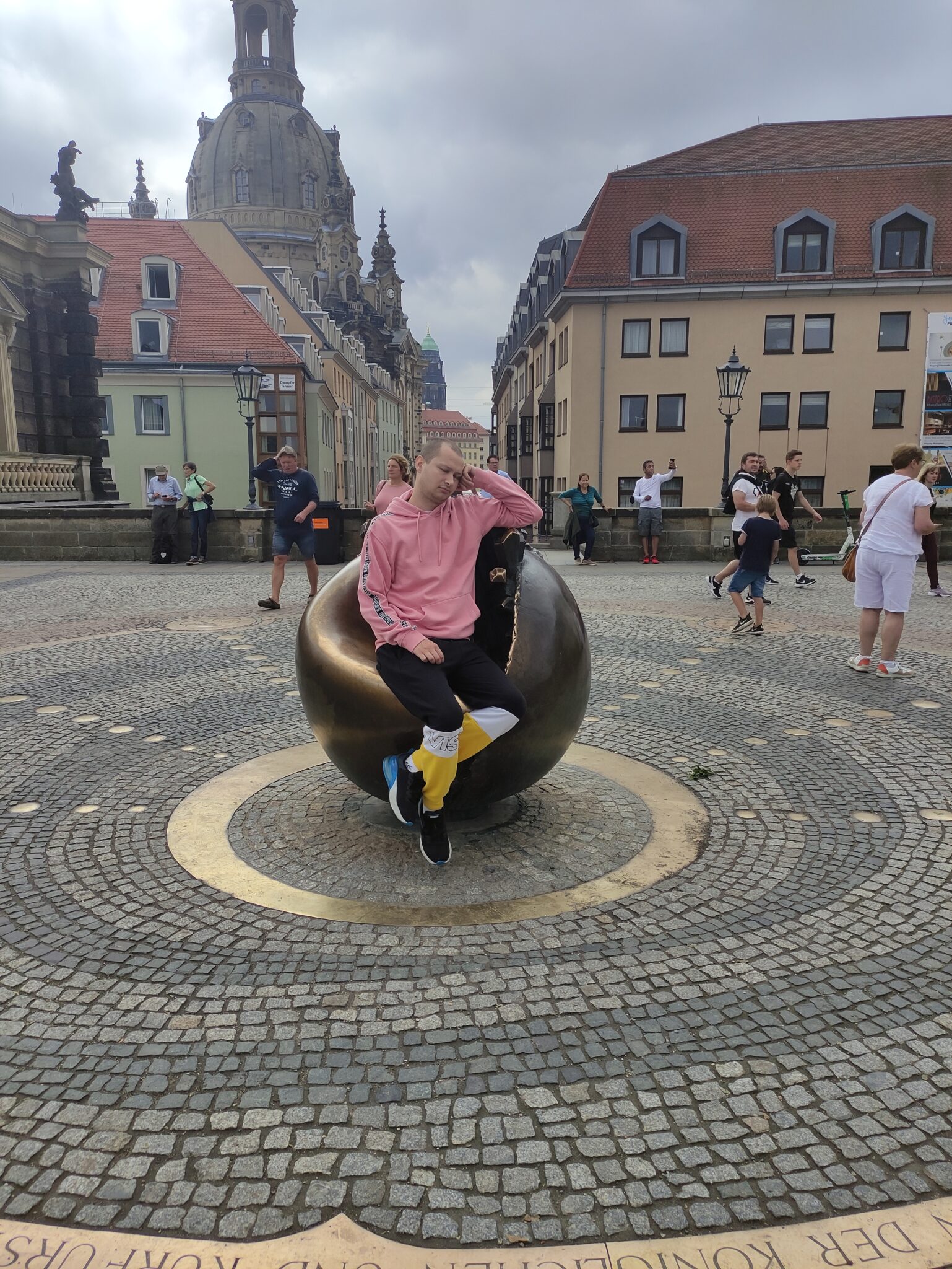 Dresden square photo session